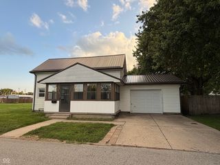 212 S  McCarty St, Fortville, IN 46040