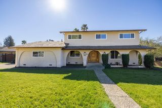 8518 Creekwood Way, Fair Oaks, CA 95628