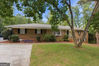 4895 Guerry Dr, Macon, GA 31210