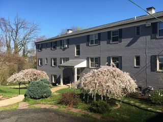2000 4th St S #11, Arlington, VA 22204