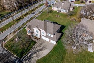 2908 SW 10th Ter, Lees Summit, MO 64081