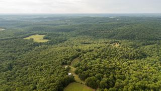 11995 Harvest Road, Lebanon, MO 65536