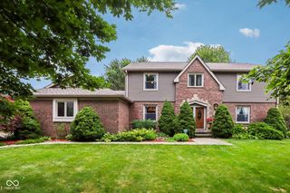 15221 Oak Ridge Rd, Carmel, IN 46032
