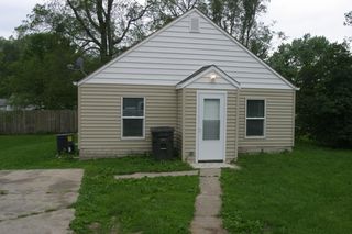 4200 SW 10th St, Des Moines, IA 50315