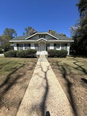 202 Burke St, Americus, GA 31709
