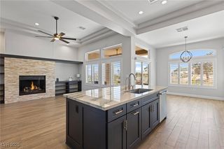10537 Shoalhaven Dr, Las Vegas, NV 89134