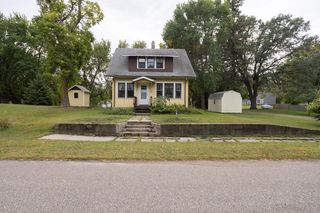 214 Oak Ave E, Underwood, MN 56586