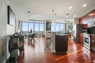 400 W  Peachtree St NW #3801, Atlanta, GA 30308
