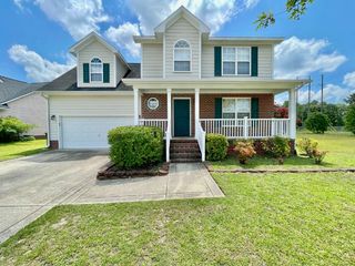 4113 Redspire Ln, Fayetteville, NC 28306