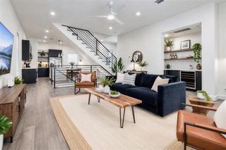5830 Winsome Ln, Houston, TX 77057