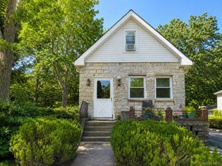 164 S Evergreen Drive, Selden, NY 11784