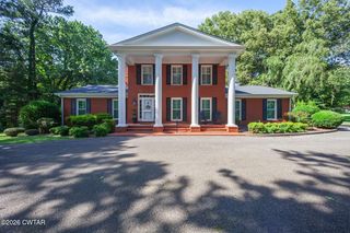 46 Oakfield Rd, Oakfield, TN 38362