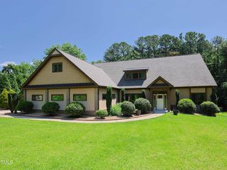 912 Reedy Creek Rd, Cary, NC 27513
