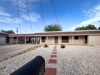 2401 E  Frost St, Laredo, TX 78043