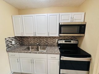 490 Las Palmas Cir #665, Avon Park, FL 33825