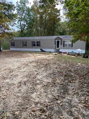 170 Bailey Rd, Moscow Mills, MO 63362