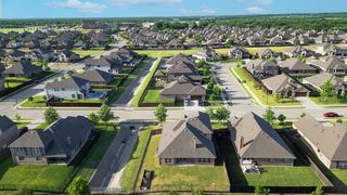 4014 Grove Valley Rd, Midlothian, TX 76065