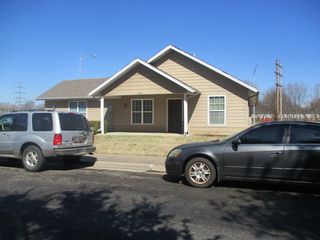 814 W  Sunset St, Springfield, MO 65807