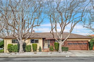 340 Ludeman Ln, Millbrae, CA 94030