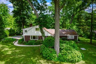 127 Weckerly Rd, Butler, PA 16002