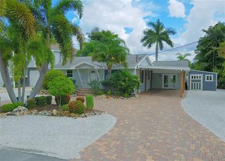 110 Lorraine St, Crystal Beach, FL 34681