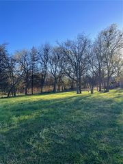 S  Smyth St, Mart, TX 76664