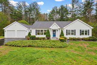 36 Brooks St, Upton, MA 01568