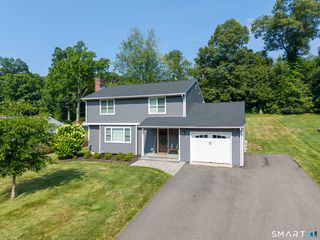 27 Wooding Road, Wallingford, CT 06492
