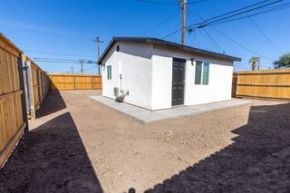 1074 W  Euclid Ave, El Centro, CA 92243