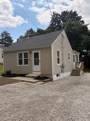 433 Wrico St, Akron, OH 44319
