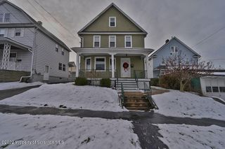 1706 Electric St, Dunmore, PA 18509