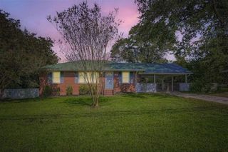 381 W  Candler St, Winder, GA 30680