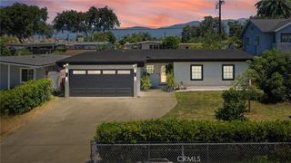 923 Hallwood Ave, Pomona, CA 91767