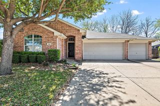 201 Hackberry Dr, Fate, TX 75087