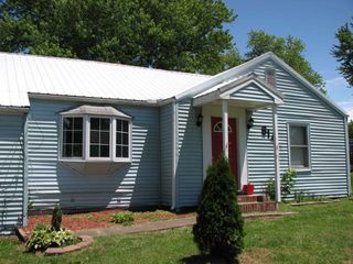 814 N  Locust St, Buffalo, MO 65622