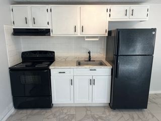 1104 E  140th Ave #B, Tampa, FL 33613