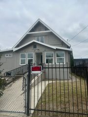 1419 E  61st St #1, Los Angeles, CA 90001