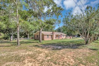 5215 Galliver Cut Off, Baker, FL 32531