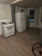 252 W  4th St S, Fulton, NY 13069