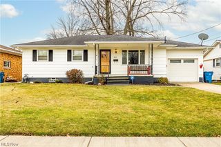 2024 E  37th St, Lorain, OH 44055