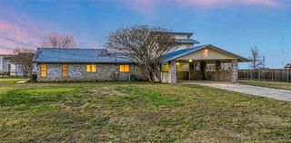122 Forest Lake Dr, Del Valle, TX 78617