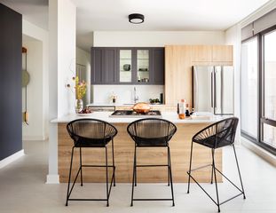 1035 W  Van Buren St, Chicago, IL 60607