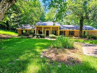 5 Azalea Dr, Winnfield, LA 71483