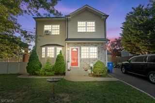 25 Livingston Ave, Avenel, NJ 07001