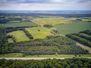 S  Avon Store Rd #R, Brodhead, WI 53520