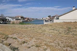 14354 Ironsides Ln #223, Helendale, CA 92342