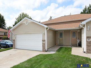 3117 N  70th St #1, Lincoln, NE 68507