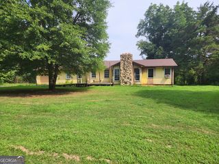 1182 Cleveland Mill Rd, Hartwell, GA 30643