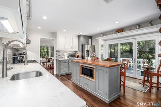 23 Old Green Road, Sandy Hook, CT 06482