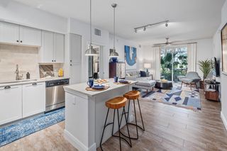 1721 SE 17th St #601, Fort Lauderdale, FL 33316